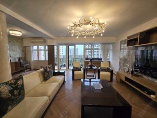 Mid Levels West - Park View Court 04