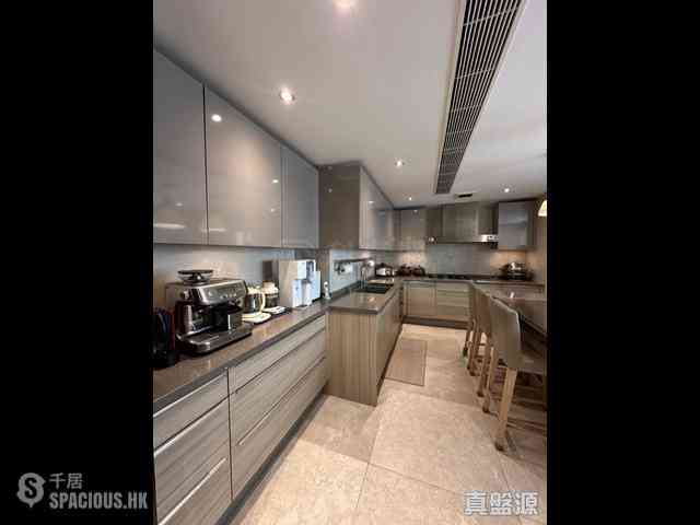 The Peak - Guildford Court 02