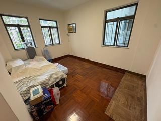 Mid Levels West - Sung Ling Mansion 06