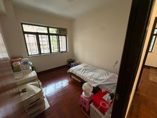 Mid Levels West - Sung Ling Mansion 11