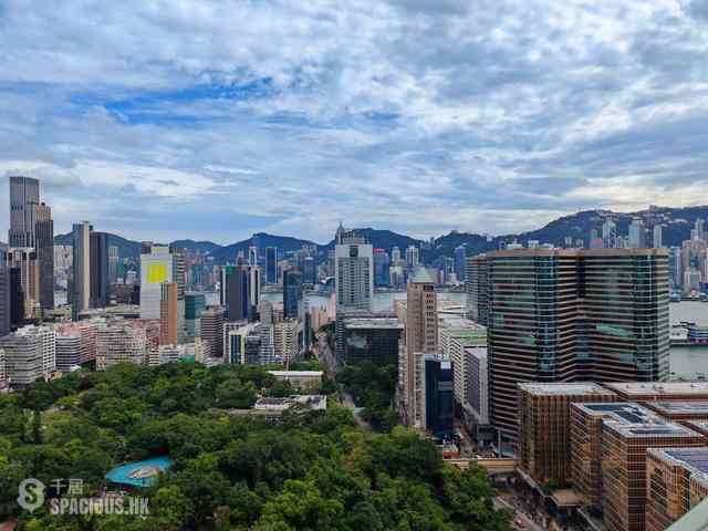 Tsim Sha Tsui - The Victoria Towers Tower 2 01