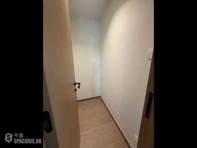 Discovery Bay - Discovery Bay Phase 19-2A One Toscana 2 Tower 1A 15