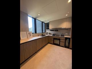 Discovery Bay - Discovery Bay Phase 19-2A One Toscana 2 Tower 1A 13