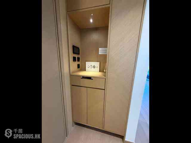Discovery Bay - Discovery Bay Phase 19-2A One Toscana 2 Tower 1A 02