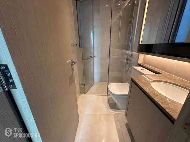 Wong Chuk Hang - The Southside Phase 1 Southland Tower 1B 08