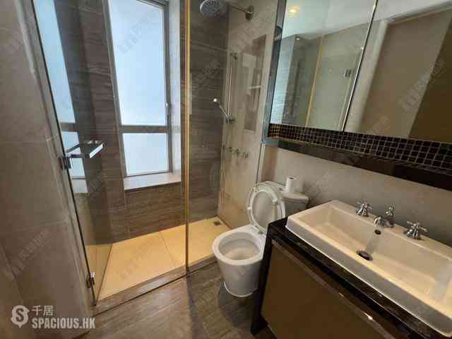Sai Ying Pun - The Summa 02