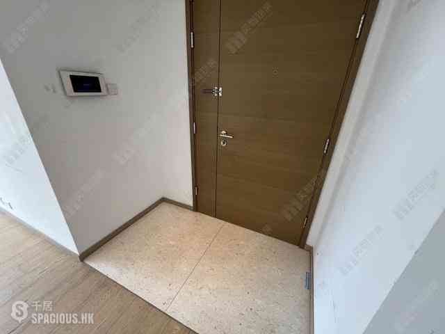 Sai Ying Pun - The Summa 04