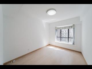 Mid Levels Central - Clovelly Court 02