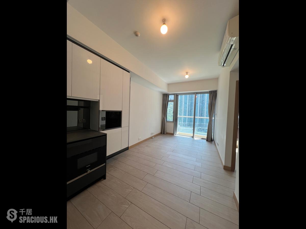 Tung Chung - Century Link Phase 1 Tower 5A 01