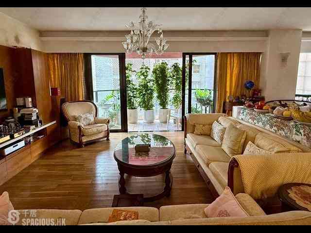 Mid Levels Central - Estoril Court 02