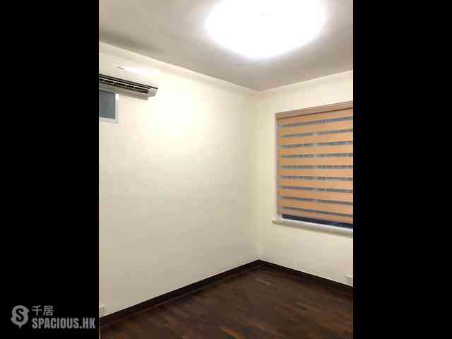 Mid Levels Central - Brewin Court 10