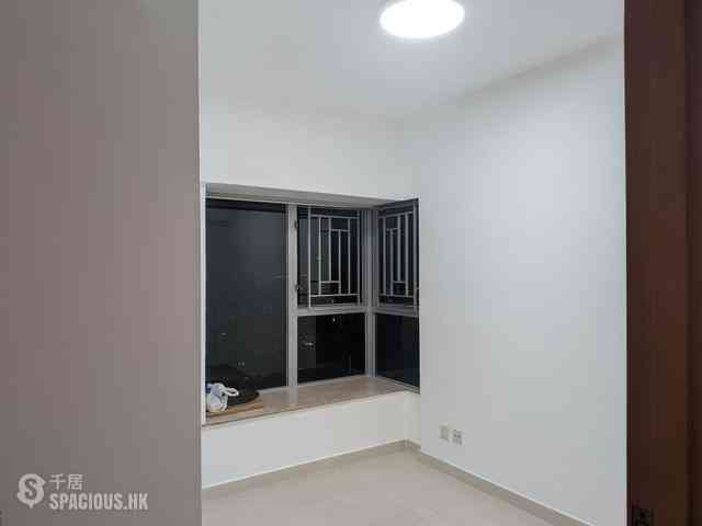 West Kowloon - The Waterfront Phase 2 Block 7 03