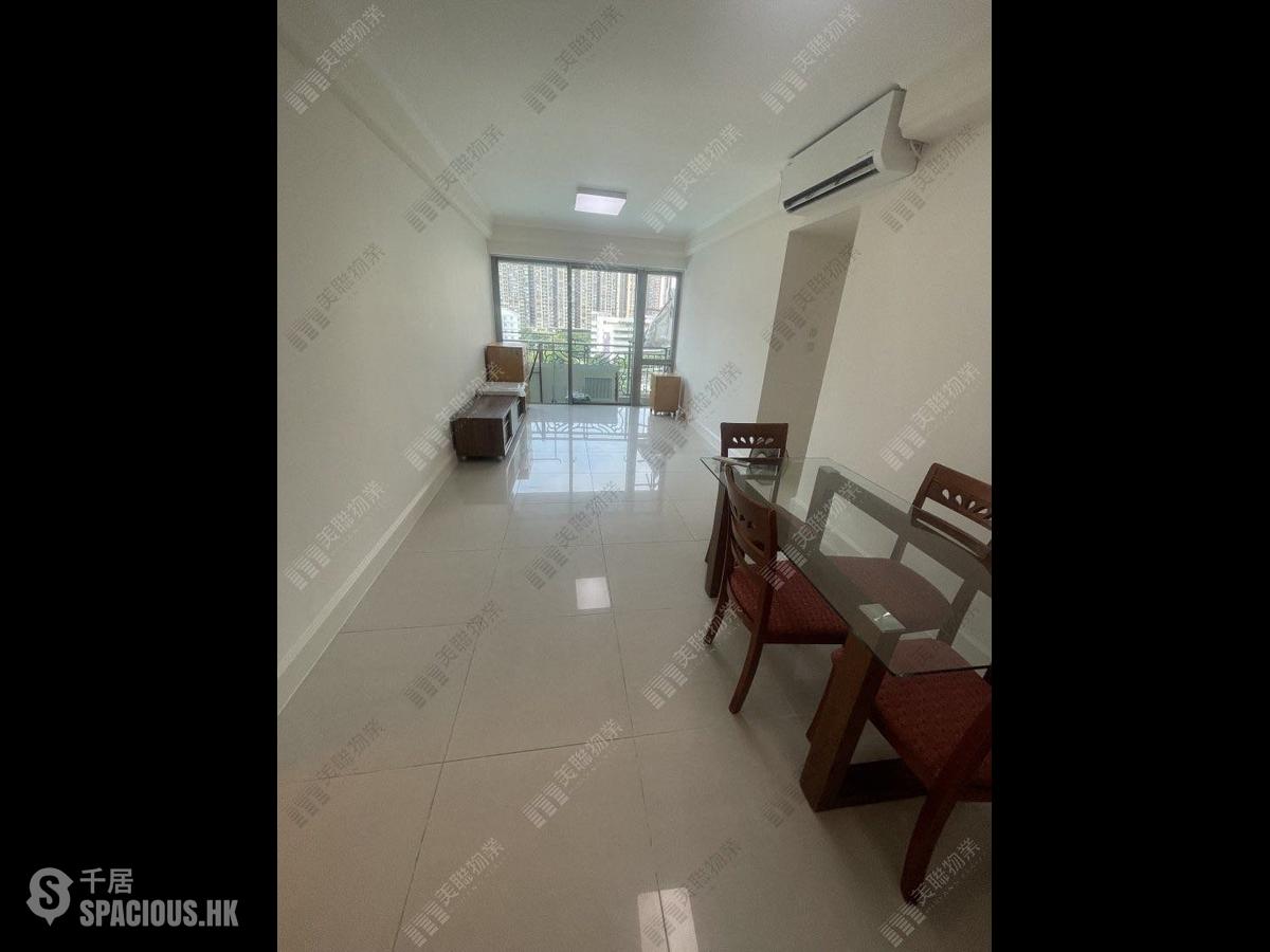 Tung Chung - Caribbean Coast Phase 3 Carmel Cove Tower 11 01