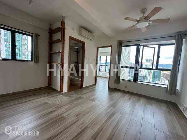 Sheung Wan - The Bellevue Place 01