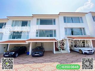 Clear Water Bay - Las Pinadas 18