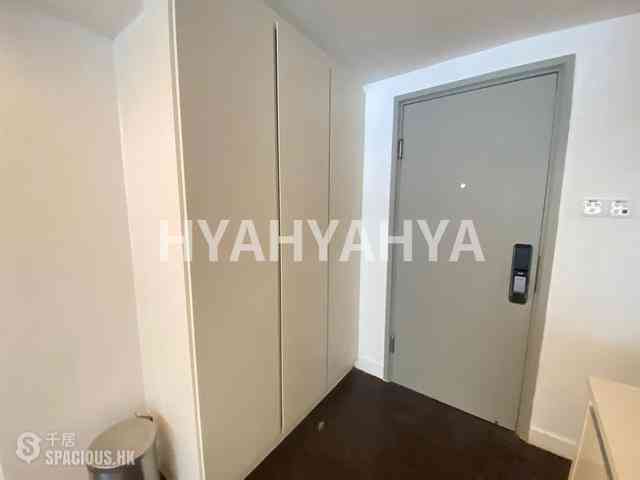 Central - 68 Hollywood Road 08