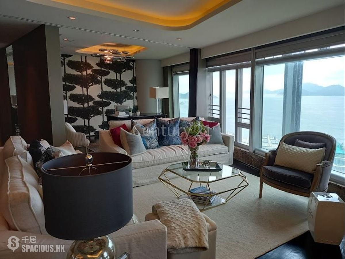 Repulse Bay - The Lily 01