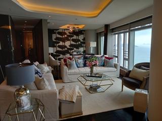 Repulse Bay - The Lily 03