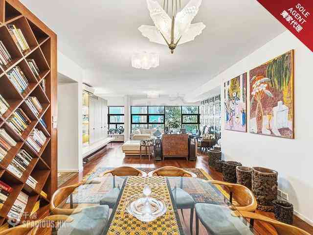 Stubbs Road - Leon Court 01