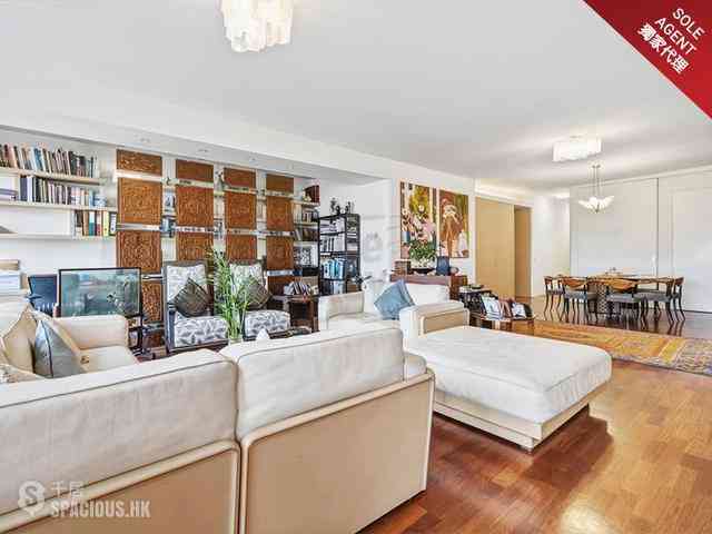 Stubbs Road - Leon Court 03