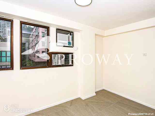 Stubbs Road - Crescent Heights 06