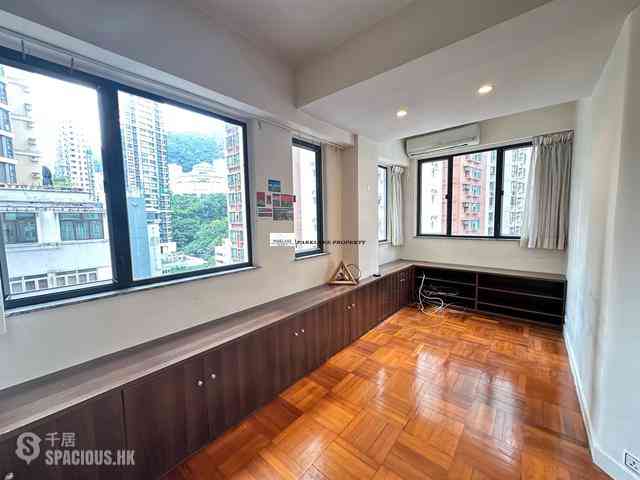 Happy Valley - Fung Woo Building 12
