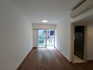 Soho - Centrestage 03