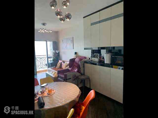 Kennedy Town - The Merton 02