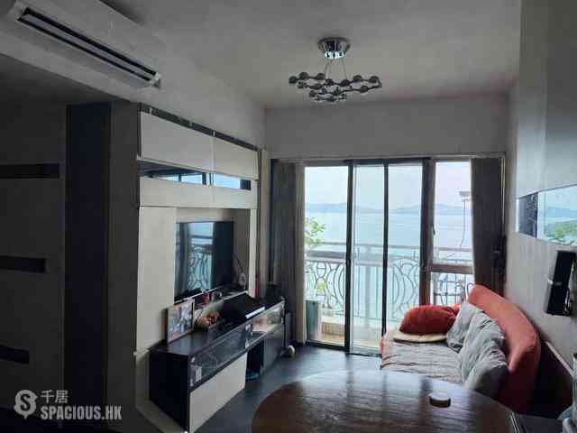 Kennedy Town - The Merton 11