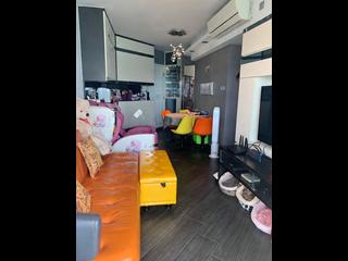 Kennedy Town - The Merton 13