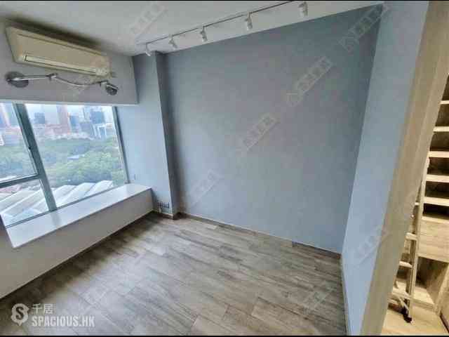Tsim Sha Tsui - The Victoria Towers 05