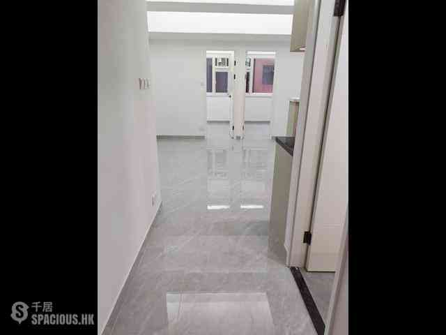 Causeway Bay - Ming Hing Building 02