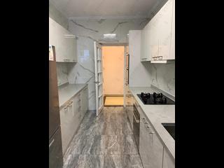 Mid Levels Central - Clovelly Court Block 2 02