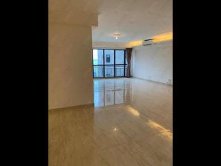 Mid Levels Central - Clovelly Court Block 2 03