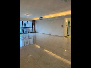 Mid Levels Central - Clovelly Court Block 2 06