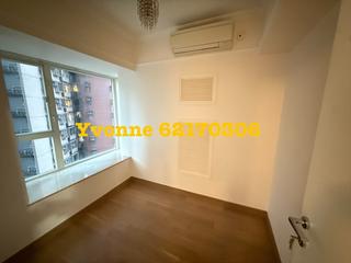 Soho - Centrestage 06