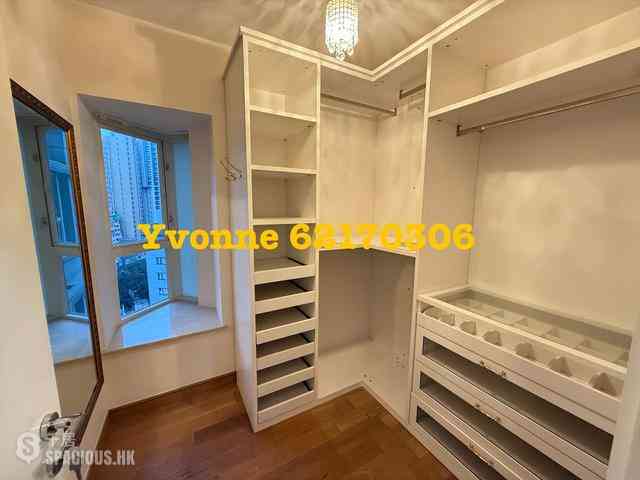 Soho - Centrestage 07