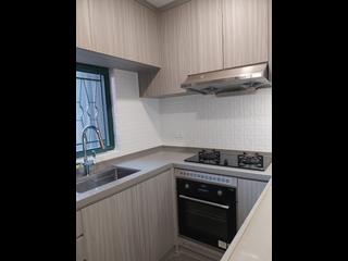 Mid Levels Central - Hillsborough Court Block 1 05