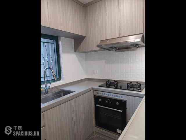 Mid Levels Central - Hillsborough Court Block 1 05