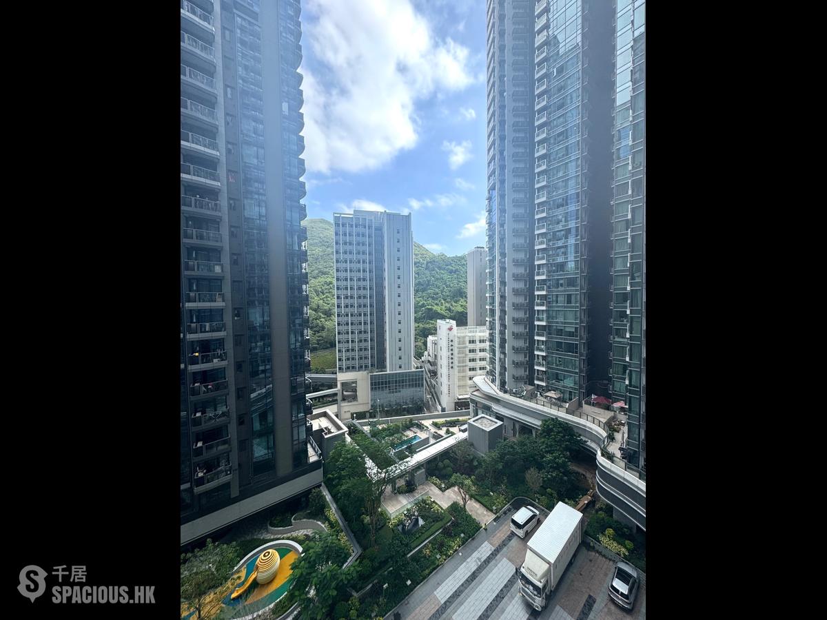 Wong Chuk Hang - The Southside Phase 1 Southland Tower 2A 01