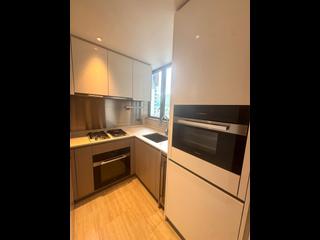 Wong Chuk Hang - The Southside Phase 1 Southland Tower 2A 08