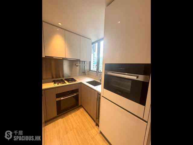 Wong Chuk Hang - The Southside Phase 1 Southland Tower 2A 08