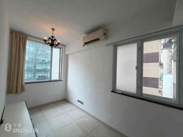 Wan Chai - Hay Wah Building Block A 02