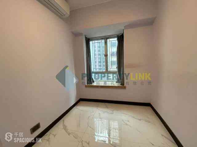 Sai Ying Pun - Ying Wa Court 08