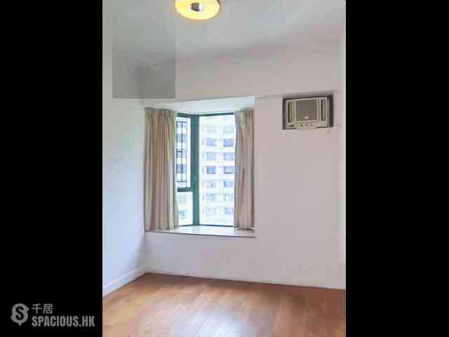 Mid Levels Central - Hillsborough Court 06