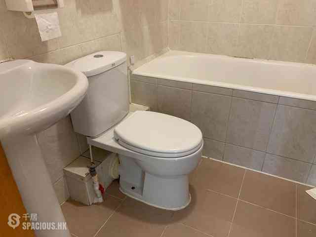 Fortress Hill - Harbour Heights Block 1 (Ko Fung Court) 07