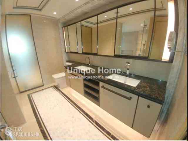 Mid Levels Central - 3, MacDonnell Road 07