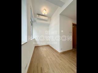 Mong Kok - 947, Canton Road 04