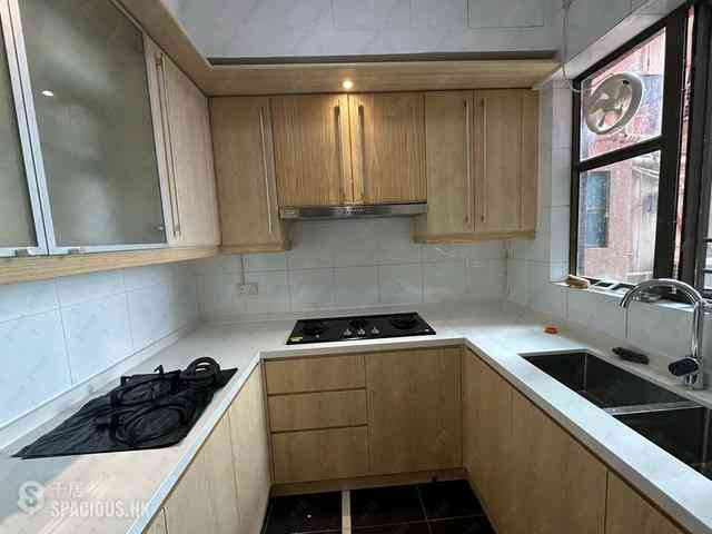 Shek Tong Tsui - The Belcher's Phase 1 Block 1 06