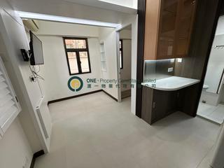 Kennedy Town - Cheong Kat Mansion 02